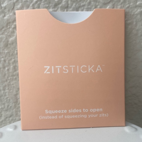 Sephora Skincare Free Zitsticka Killa Deep Zit Microdart Patch
